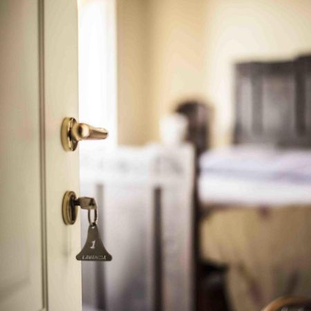 Azienda Agrituristica Alcastle Montabone エクステリア 写真