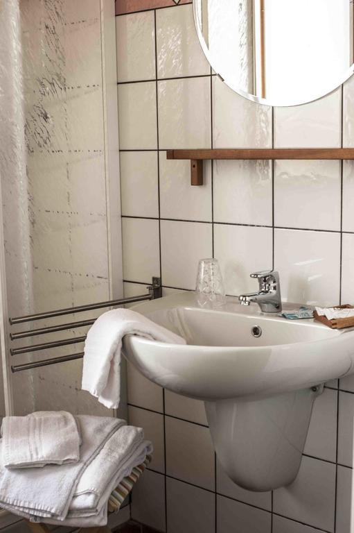 Azienda Agrituristica Alcastle Montabone エクステリア 写真