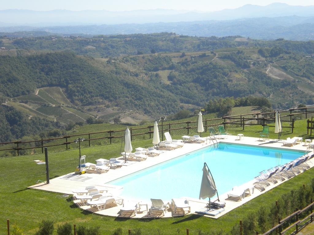 Azienda Agrituristica Alcastle Montabone エクステリア 写真